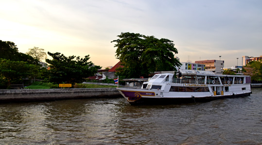 เรือ_เจ้าพระยาครุยส์ Chaophraya_Cruise 1